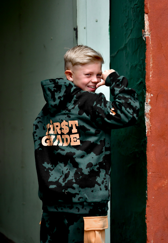 (3 DELE) FirstGrade - SMACK FULD SÆT